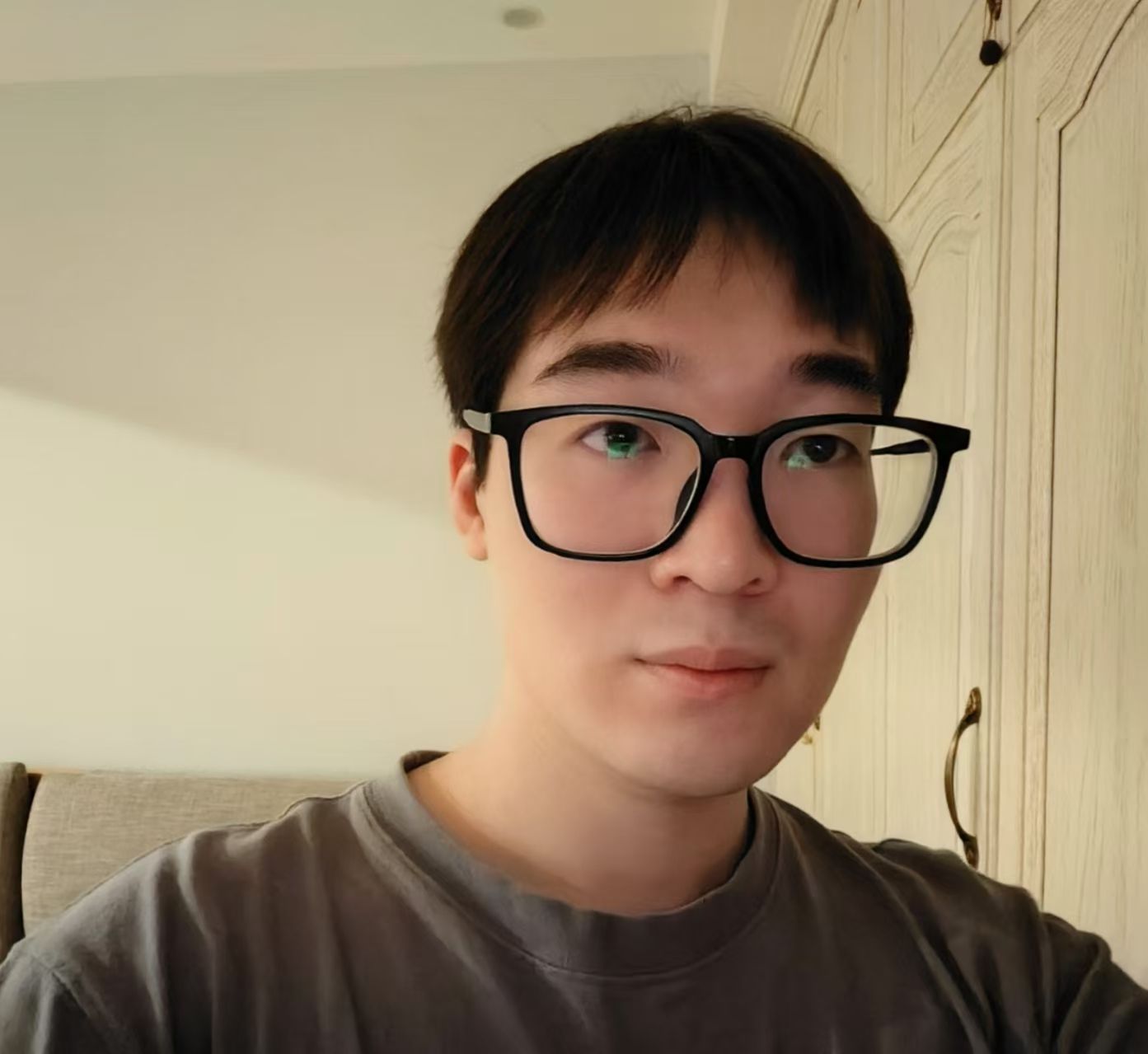 盛一飞