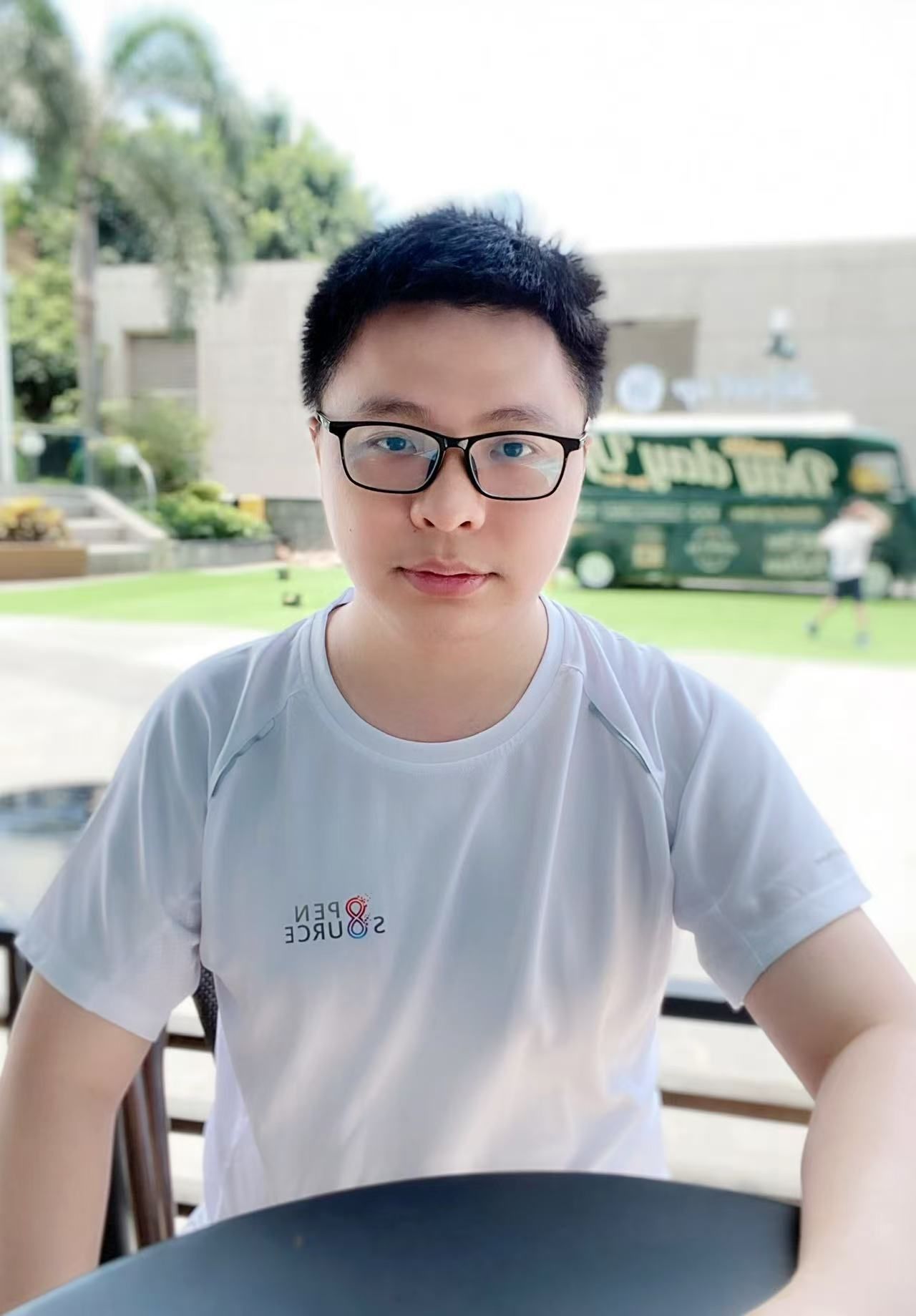 Zili Chen