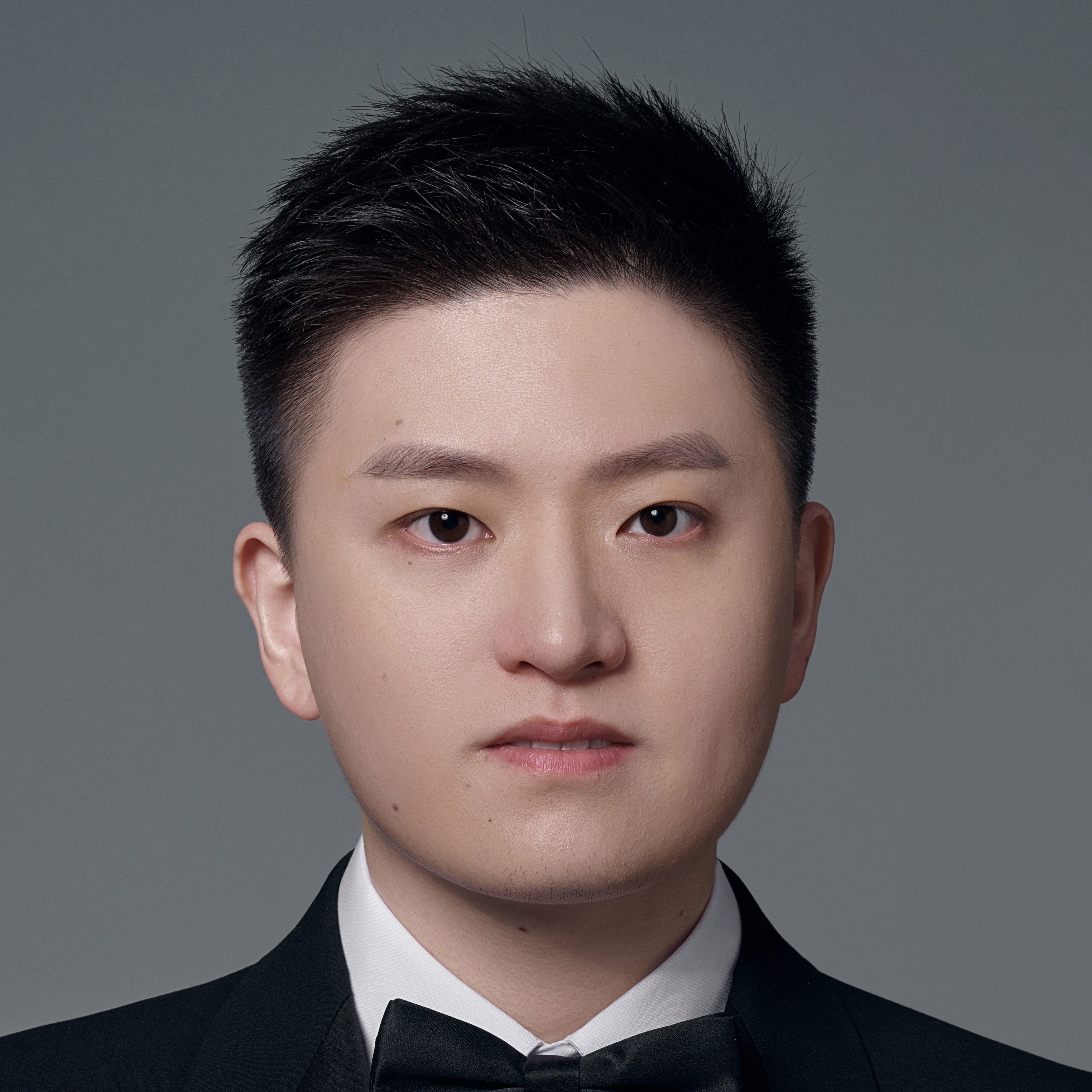 Zhizhen Ye
